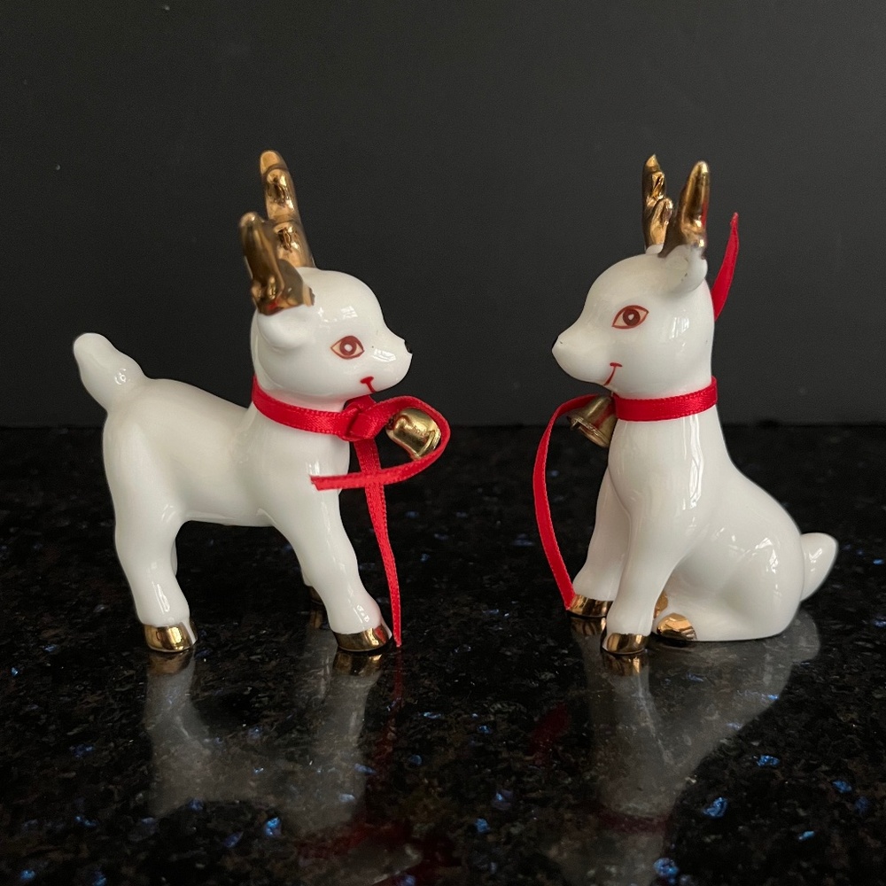 Vintage White Christmas Reindeer - Bone China Porcelain Figurines Gold Trim - Picture 2 of 4